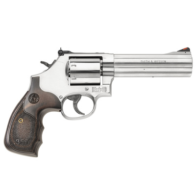 Smith & Wesson 686 Plus 3-5-7 Magnum Series .357 Mag/.38 Spc +P 5"